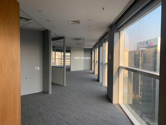 Imagem Conjunto comercial com 373m² na Vila Olímpia.