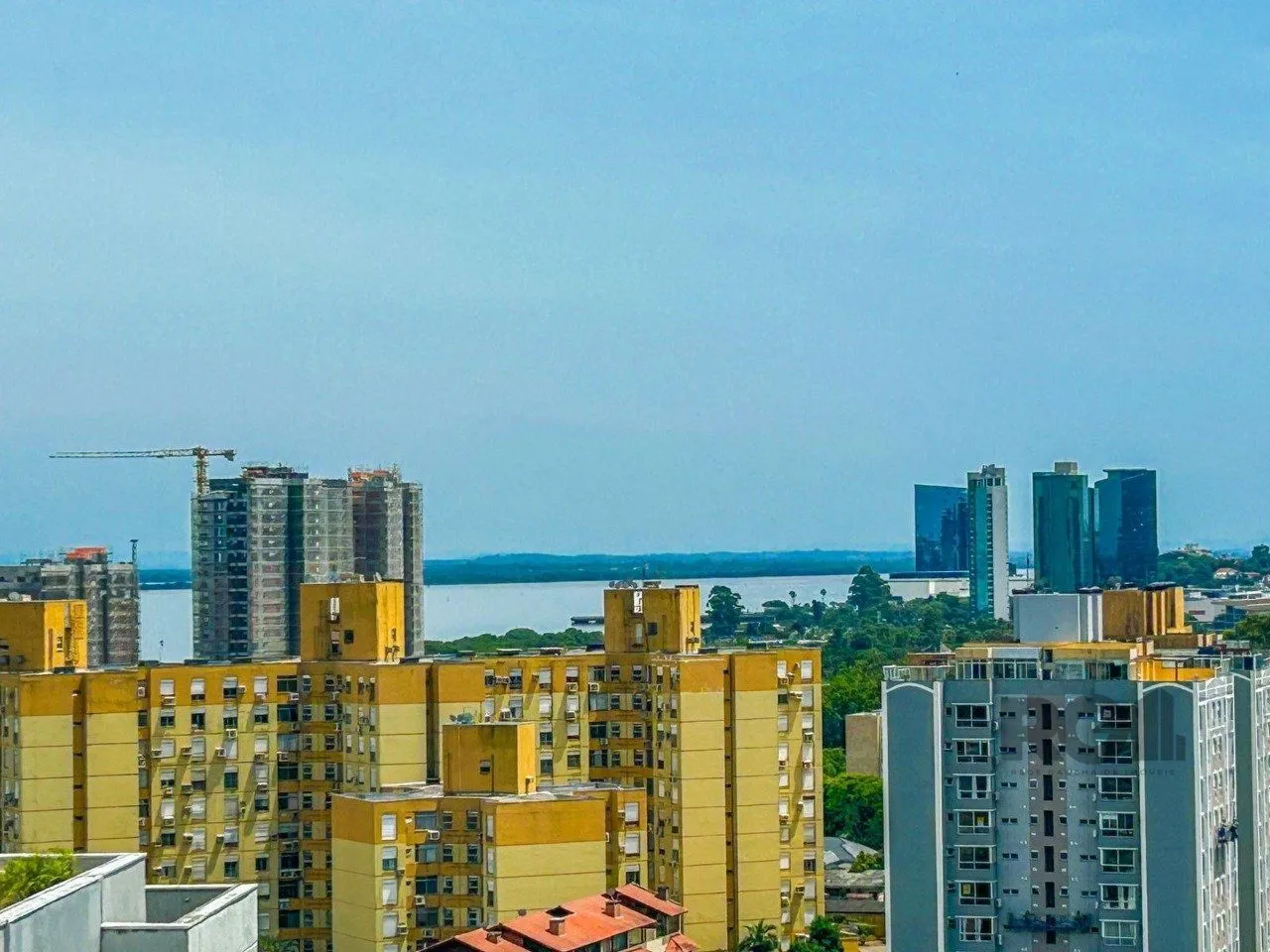 Imagem Apartamento de 02 dormitórios no Bairro Tristeza em Porto Alegre/RS