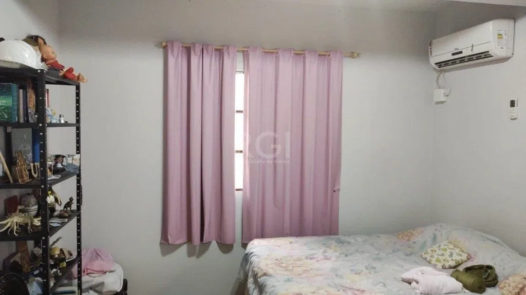 Imagem Casa para Venda - 120m², 4 dormitórios, sendo 1 suites, 3 vagas - Freitas