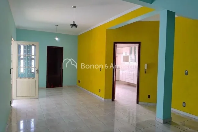 Imagem Linda casa para locação em Paulínia! Situada no charmoso bairro Jardim Fortaleza, esta residênci...