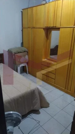 Imagem Casa em rua pública