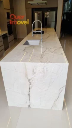 Imagem Residência de alto padrão em condomínio Alphaville, zona sul de Ribeirão Preto-SP, 3 suítes, 305m², 4 vagas - Quer Imóvel.