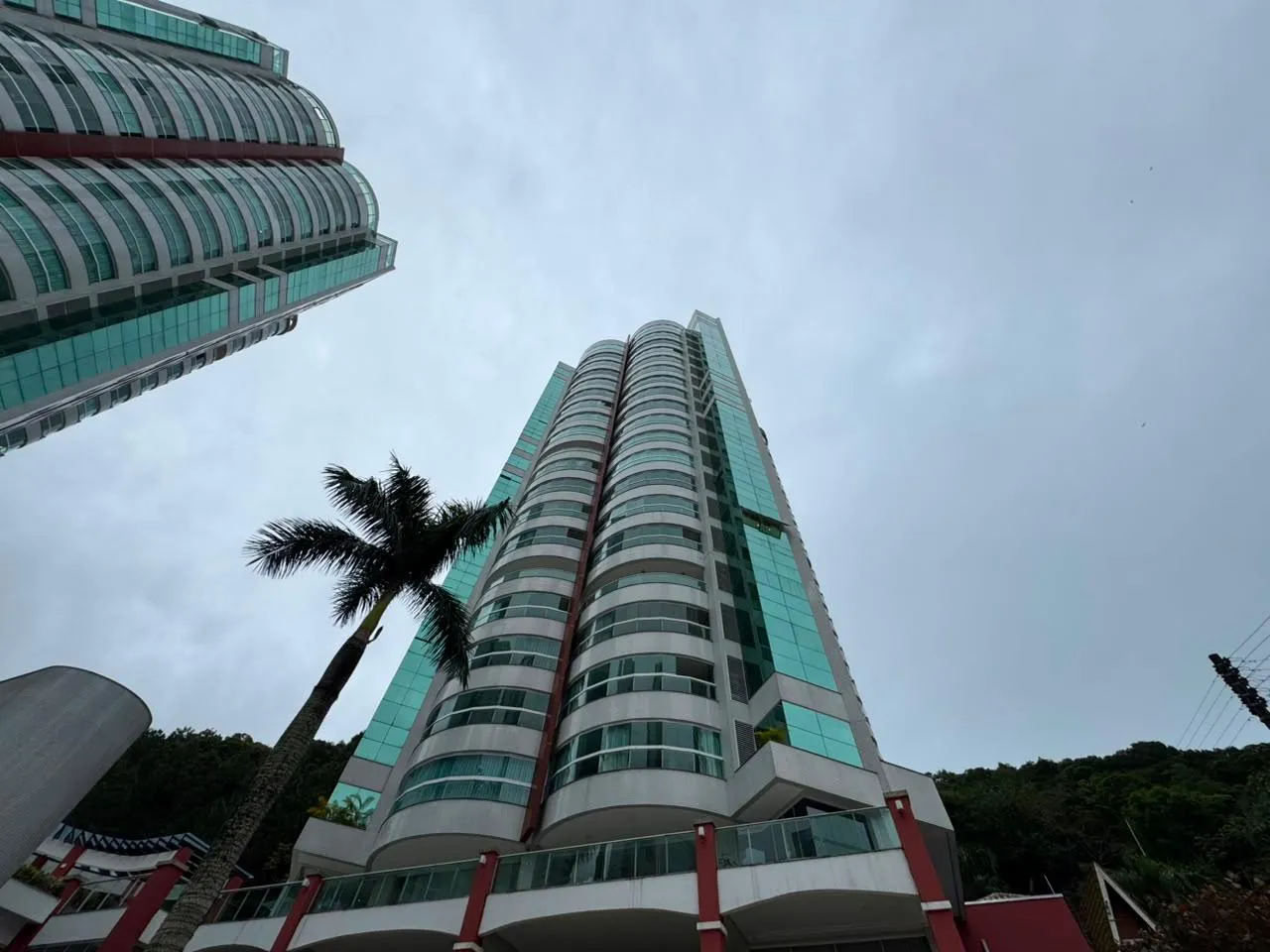 Foto do imóvel Apartamento com vista para o mar à venda com 135m2 por R$ 2.980.000,00