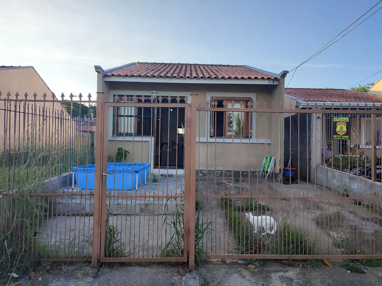 Imagem Casa no bairro Hípica - 2 dormitórios - 1 suíte