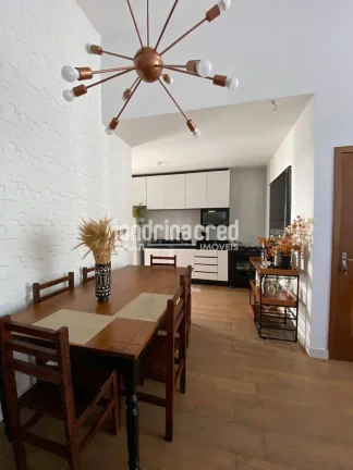 Imagem Ótima casa na Zona Oeste com 3 dormitórios, suíte, 2 vagas de garagem, 77m² construídos e terreno de 184m² em localização em crescimento.