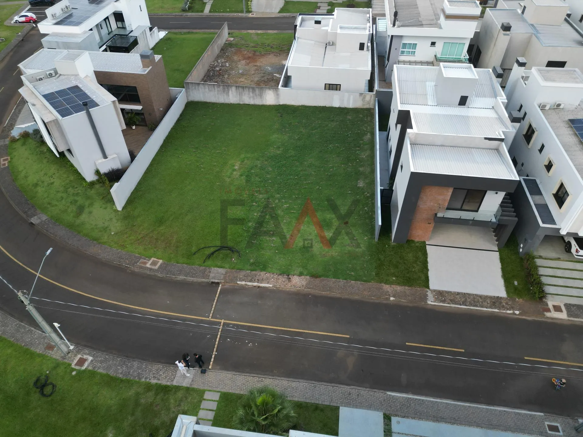 Imagem Terreno à venda no Villaggio Firenze com 300m em Guarapuava PR