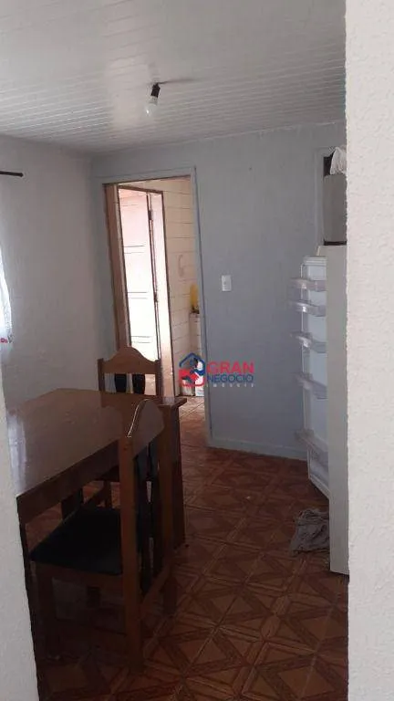 Imagem Casa com 2 Quartos, 3 Banheiros, Barracão e Casa nos Fundos com Entrada Independente