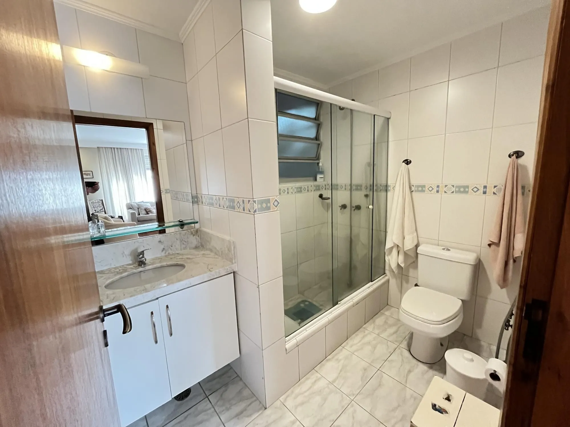 Imagem Apartamento de 2 quartos, suíte e 2 vagas de garagem no bairro Jardim Botânico.