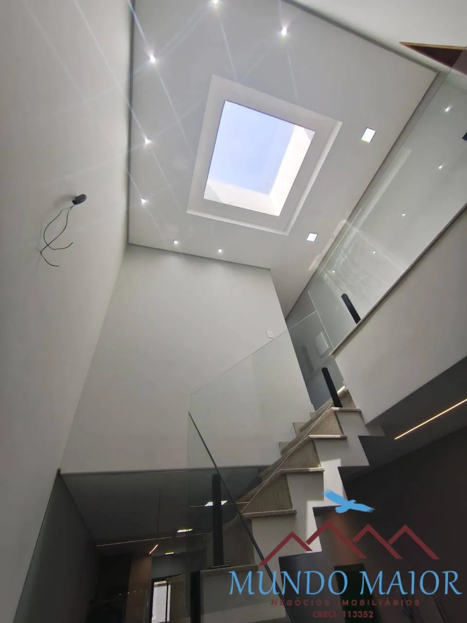 Imagem SOBRADO NOVO DE LUXO 150m² Pé Direito Duplo Acabamento Premium Oratorio !!