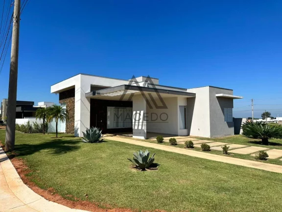 Imagem Encantadora casa térrea no Ninho Verde II - Aceita Financiamento