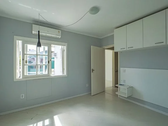 Imagem Casa para venda no bairro Sarandi em Porto Alegre