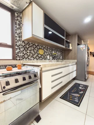 Imagem Viva a experiência de morar em uma cobertura duplex, combinando espaço, privacidade e uma área de...