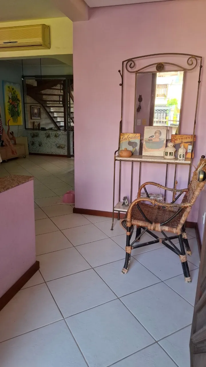 Imagem Casa para Locação no Bairro Chácara das Pedras - Ampla, Confortável e Bem Localizada!

Casa disp...