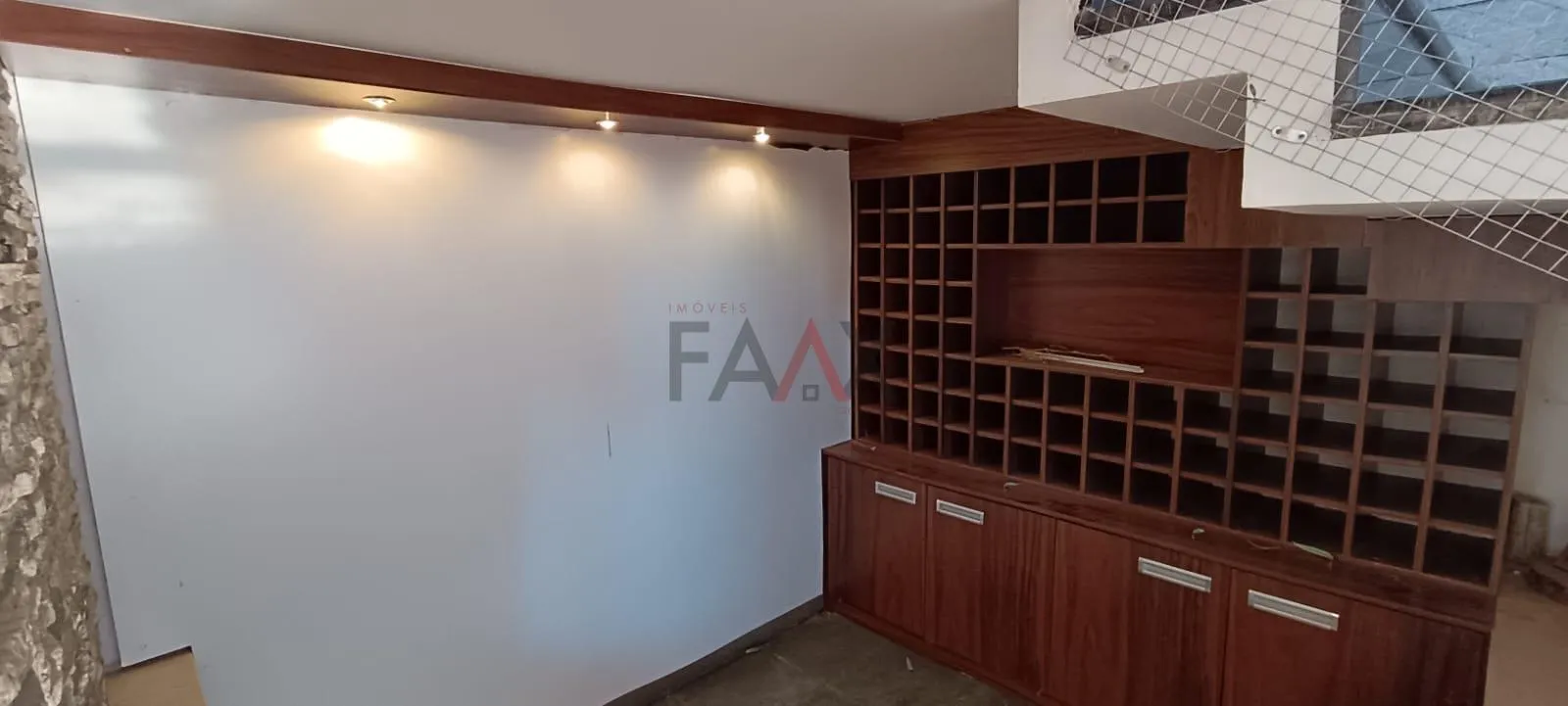 Imagem Sala comercial para locação no Morro Alto de 400m em Guarapuava PR