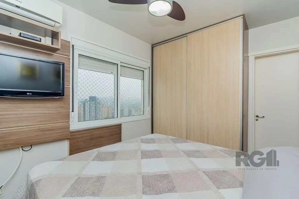 Imagem Apartamento 75m², 3 dormitórios, 2 vagas no bairro Partenon
