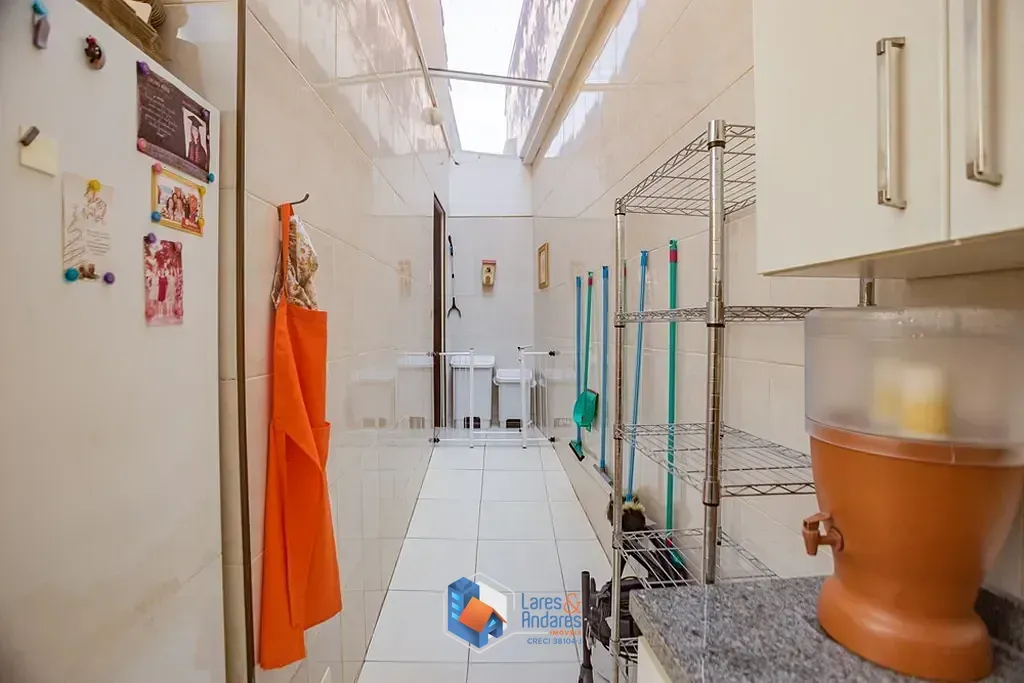 Imagem Casa à venda 6 Quartos 1 Suite 4 Vagas 362M² Vila Deodoro São Paulo - SP