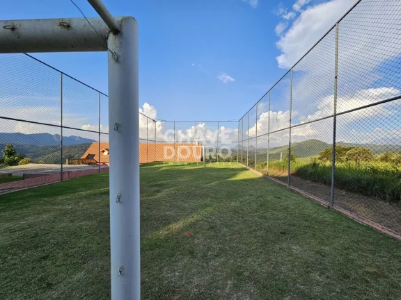 Imagem Terreno em condomínio, com 738 m² e vistas cinematográficas para as montanhas!