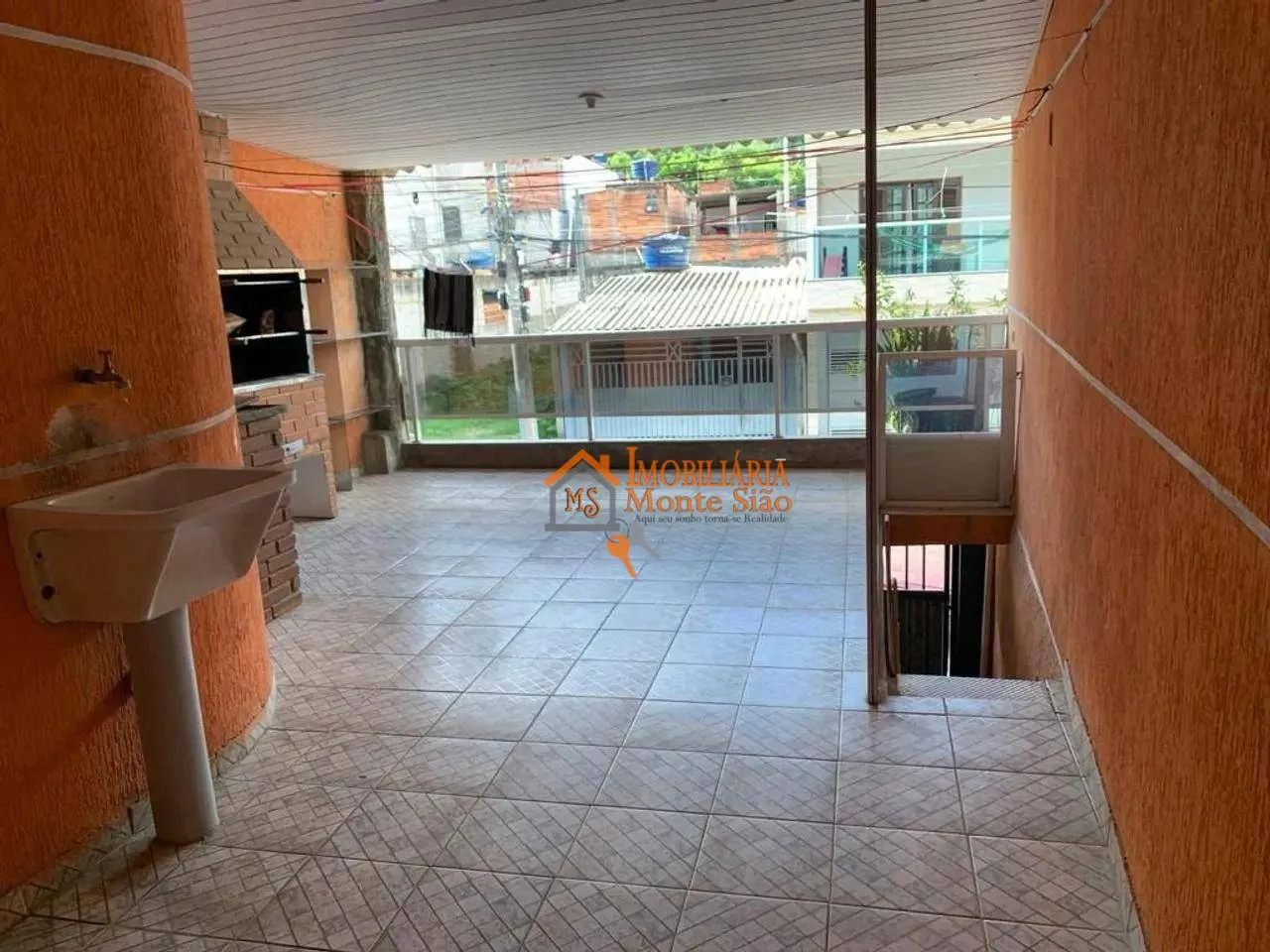 Foto do imóvel Sobrado com 2 dormitórios à venda, 300 m² por R$ 319.000,00 - Parque Primavera - Guarulhos/SP