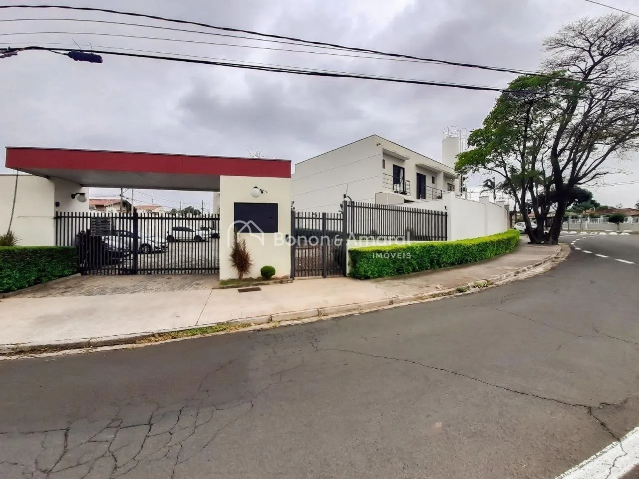 Imagem Casa de Condomínio à Venda em Campinas - 2 Suítes, 74m²