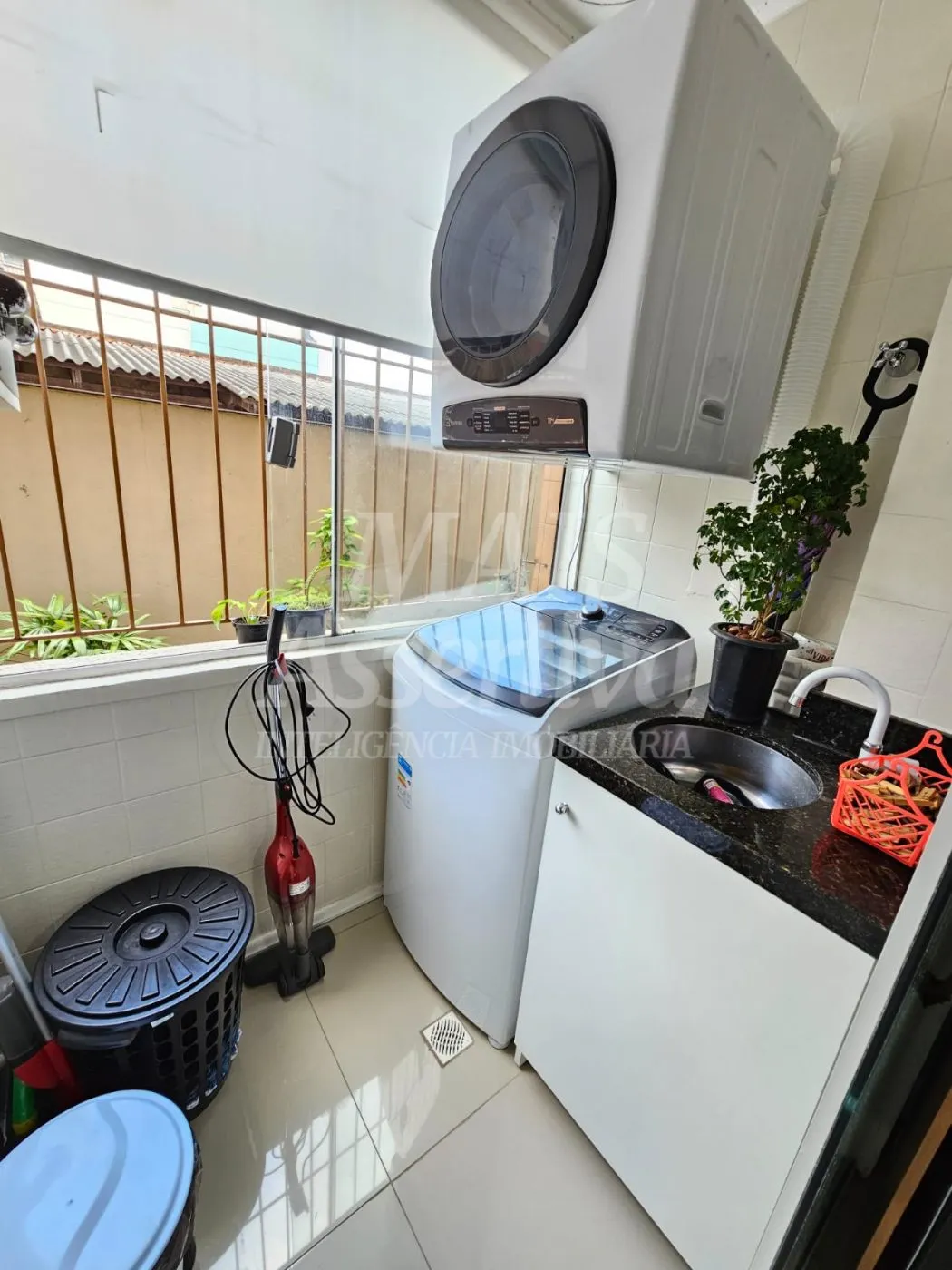 Imagem Apartamento térreo, semi mobiliado para venda - 66m²