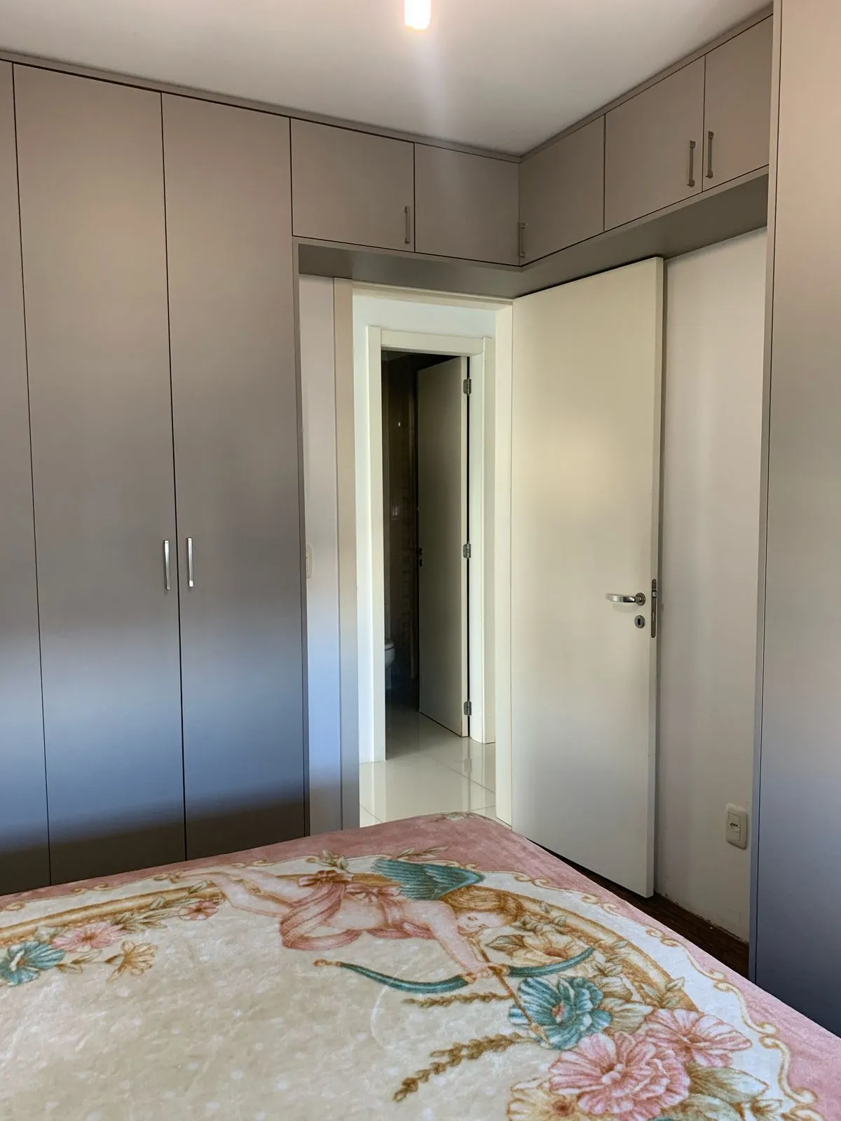 Imagem Apartamento com 2 quartos à venda na Rua Guilherme Alves, 617, Partenon