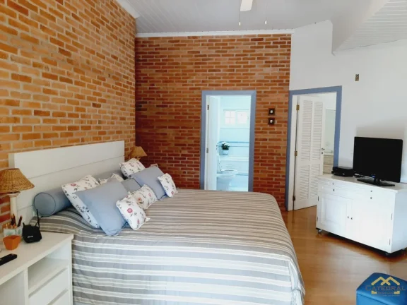 Imagem Casa em condomínio à Venda (PORTEIRA FECHADA) AC 800 m2, Piscina, quadra de Tênis. . . Jundiaí/SP