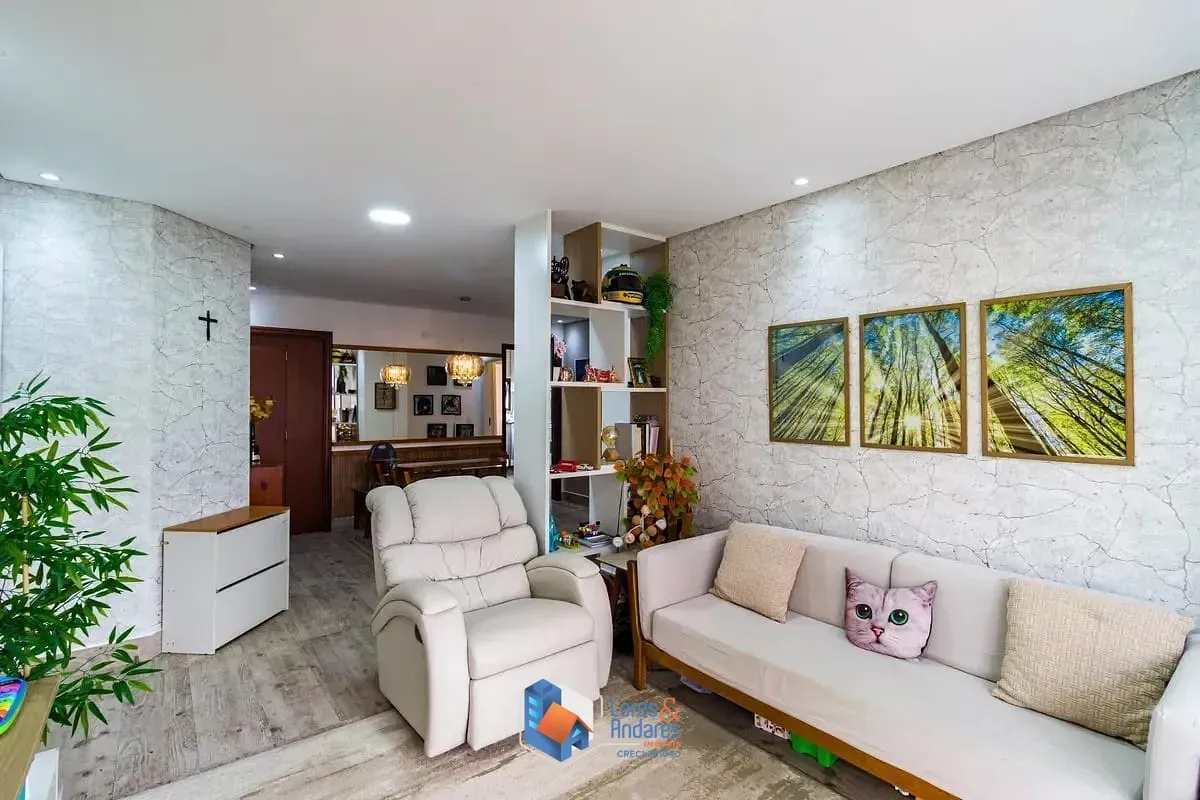 Imagem APTO À VENDA, COM 154M², 4 QUARTOS (1 SUÍTE), SACADA ENVIDRAÇADA, PISO EM PORCELANATO E PLANEJADOS EM TODOS AMBIENTES 8º ANDAR, 2 VAGAS VILA ANDRADE.