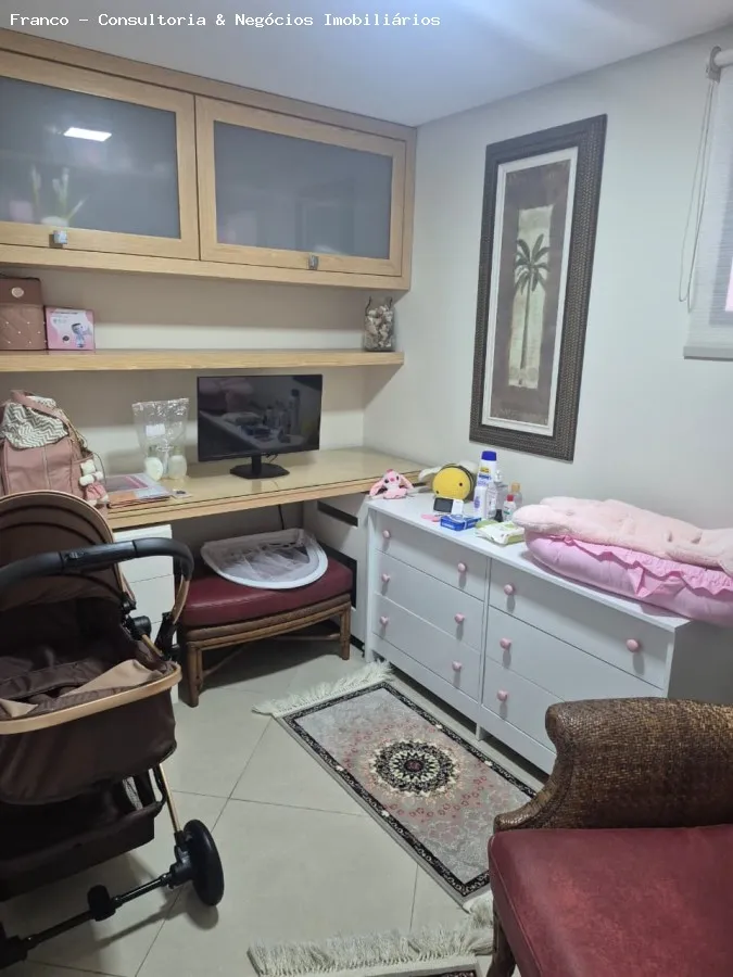 Imagem Apartamento para Venda em Guarujá, Pitangueiras, 5 dormitórios, 2 suítes, 4 banheiros, 2 vagas
