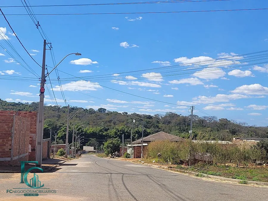 Imagem LOTE COM INFRAESTRUTURA PRONTA PARA VOCÊ CONSTRUIR