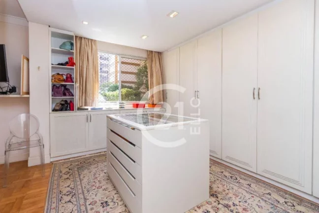Imagem Jardins, parte plana, 183m²