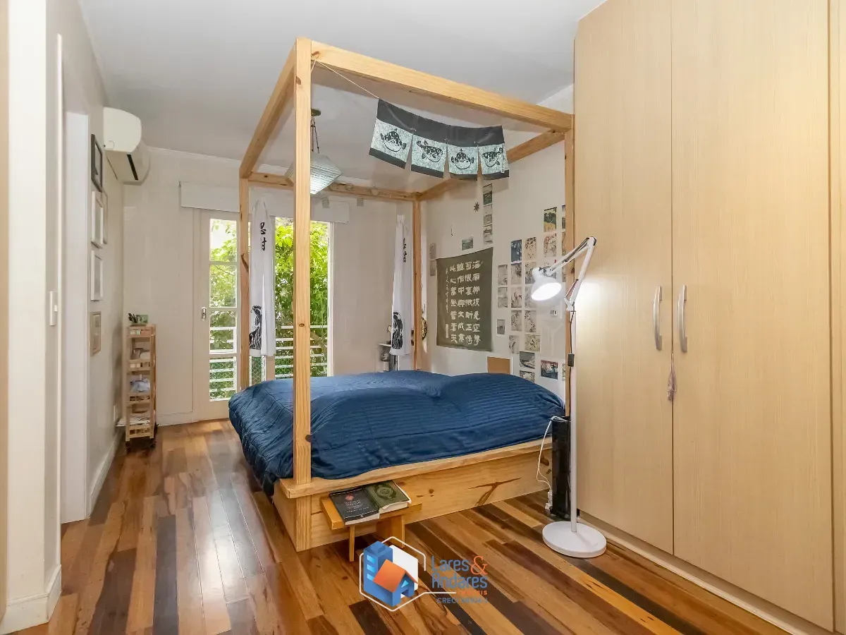 Imagem Casa no condomínio Villas de São Francisco IX para venda com 3 quartos, sendo 3 suítes, 330m²