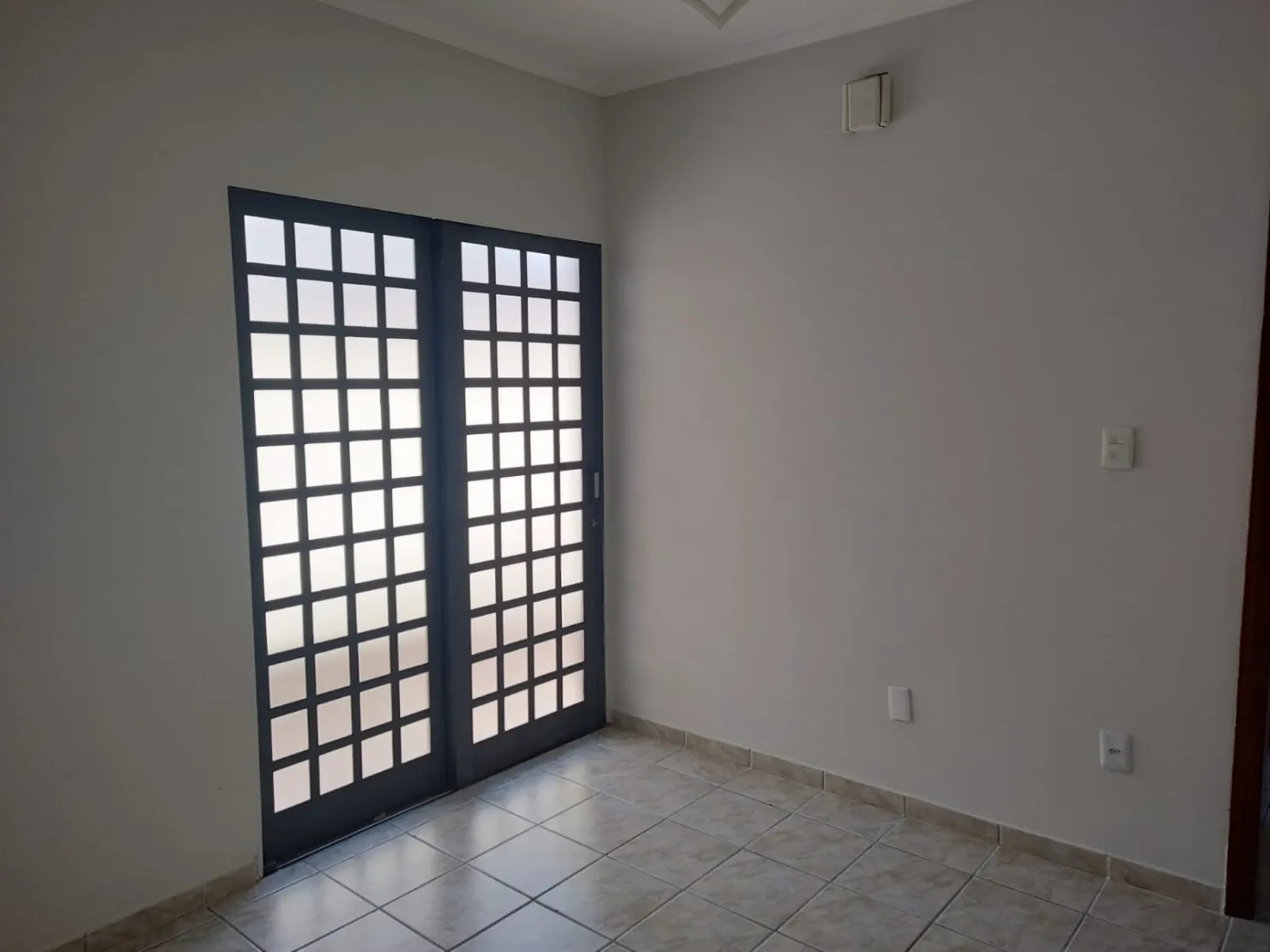 Imagem Casa à venda 2 Quartos, 1 Suite, 125M², Vila Rica, Pindamonhangaba - SP