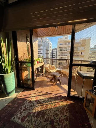 Imagem Amplo e sofisticado apartamento com localização privilegiada, a poucos passos do Colégio Dinâmic...