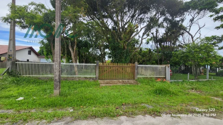 Imagem Terreno 50 metros do mar, excelente localização em Itapoá SC