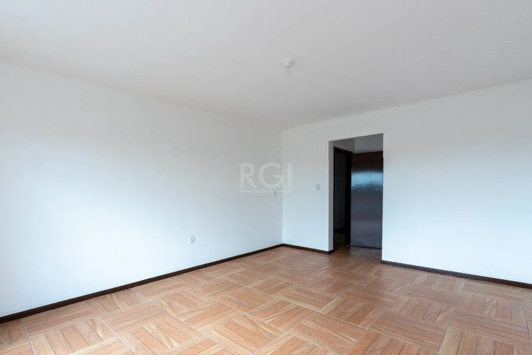 Imagem Casa para Venda - 454.7m², 5 dormitórios, sendo 1 suites, 8 vagas - Teresópolis