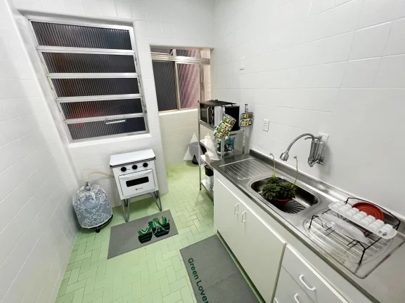 Imagem Apartamento com varanda e de frente no gonzaga - 03 dormitórios