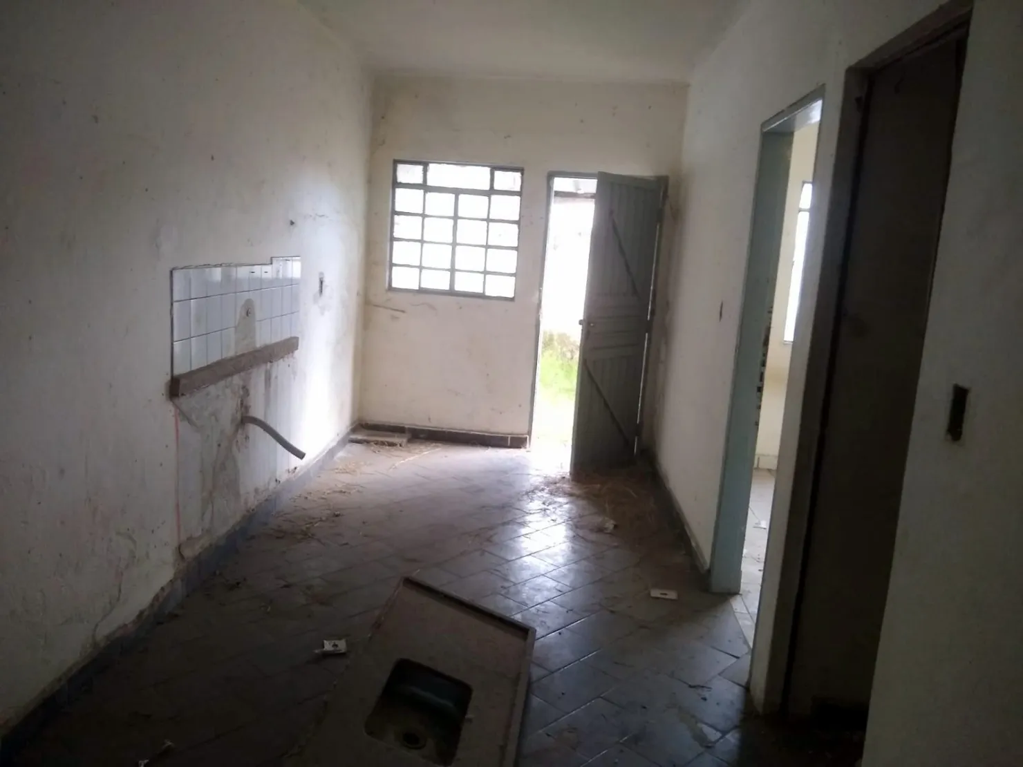 Imagem Comercial à venda 15 Quartos, 8 Suites, 4 Vagas, 350M², Ponte Alta, Aparecida - SP