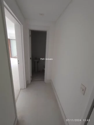 Imagem Apartamento com 244m² em Moema encontre o maior estoque Cyrela na Zona Sul! Explore em www.fmsimoveis.com.br