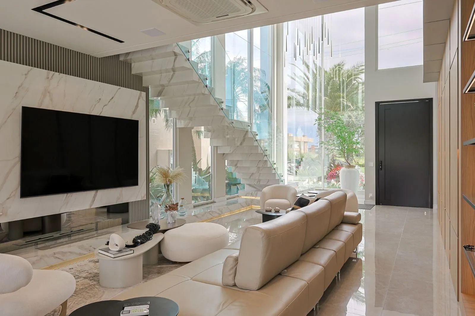 Imagem Casa de condomínio à venda em Torres, Centro, com 4 quartos, 431.13m2