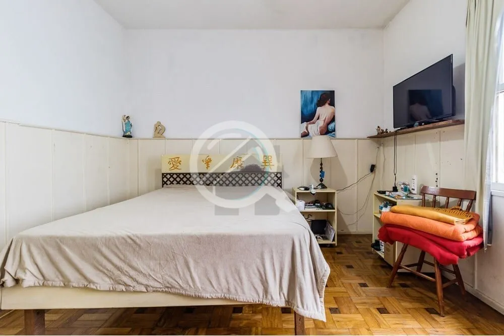 Imagem Excelente casa à venda. Propriedade ideal para sua residência e seu negócio comercial (oficina, p...
