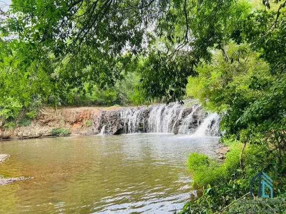 Imagem Sítio à Venda com casa, completa infraestrutura próximo a Maringá em MANDAGUARI-PR