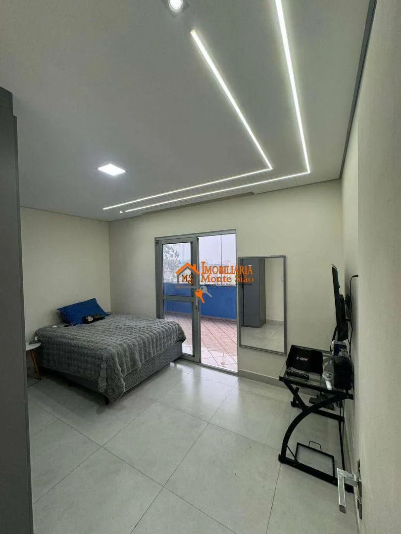 Imagem Sobrado com 5 dormitórios à venda, 431 m² por R$ 850.000,00 - Parque Continental II - Guarulhos/SP