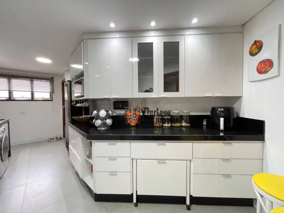 Imagem Apartamento com 3 dormitórios à venda, 177 m² por R$ 1.380.000 - Pitangueiras - Guarujá/SP