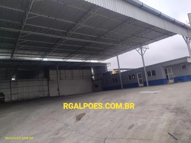 Imagem Galpão para Locação em SÃO JOÃO DE MERITI, Jardim Meriti, 2 banheiros