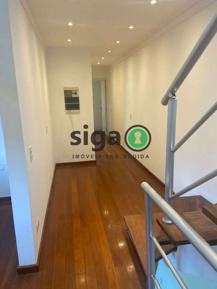 Imagem Sobrado em Moema - 250m², 4 quartos, 2 vagas á Venda !!
