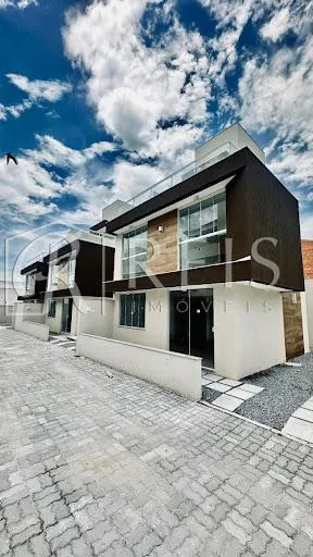 Foto do imóvel Casa para Venda em Rio das Ostras, Recreio, 2 dormitórios, 2 suítes, 4 banheiros, 2 vagas em Rua Teresópolis, 999 - Recreio, Rio das Ostras - RJ