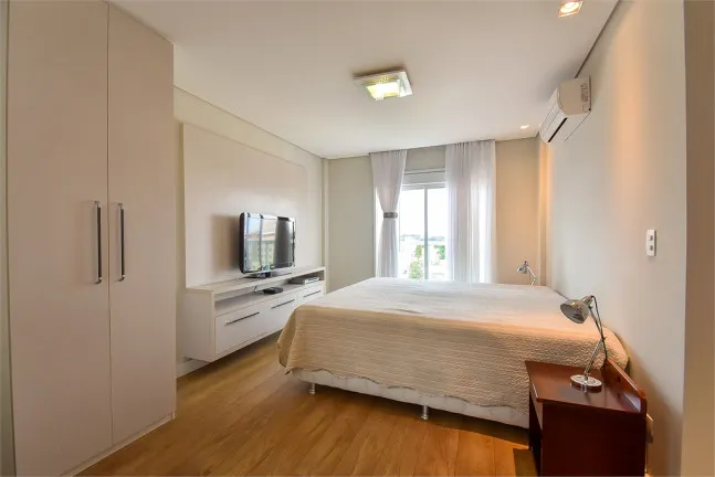 Imagem Cobertura com 3 Quartos à Venda, 185 m² em Bacacheri - Curitiba