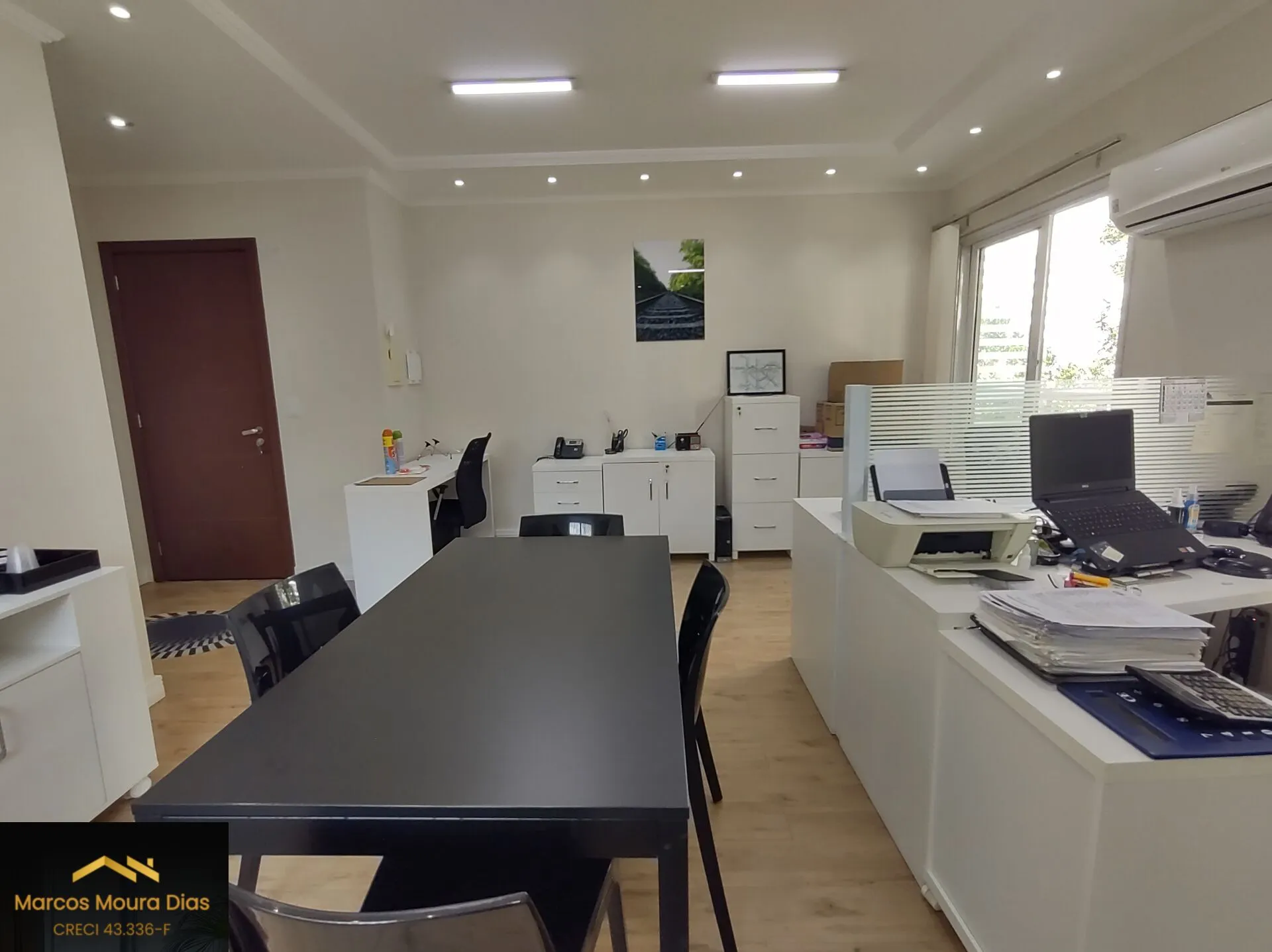 Imagem Conjunto mobiliado com ar condicionado à venda, 33 m², 2 banheiros e 1 Vaga de Garagem - Pompeia - São Paulo/SP