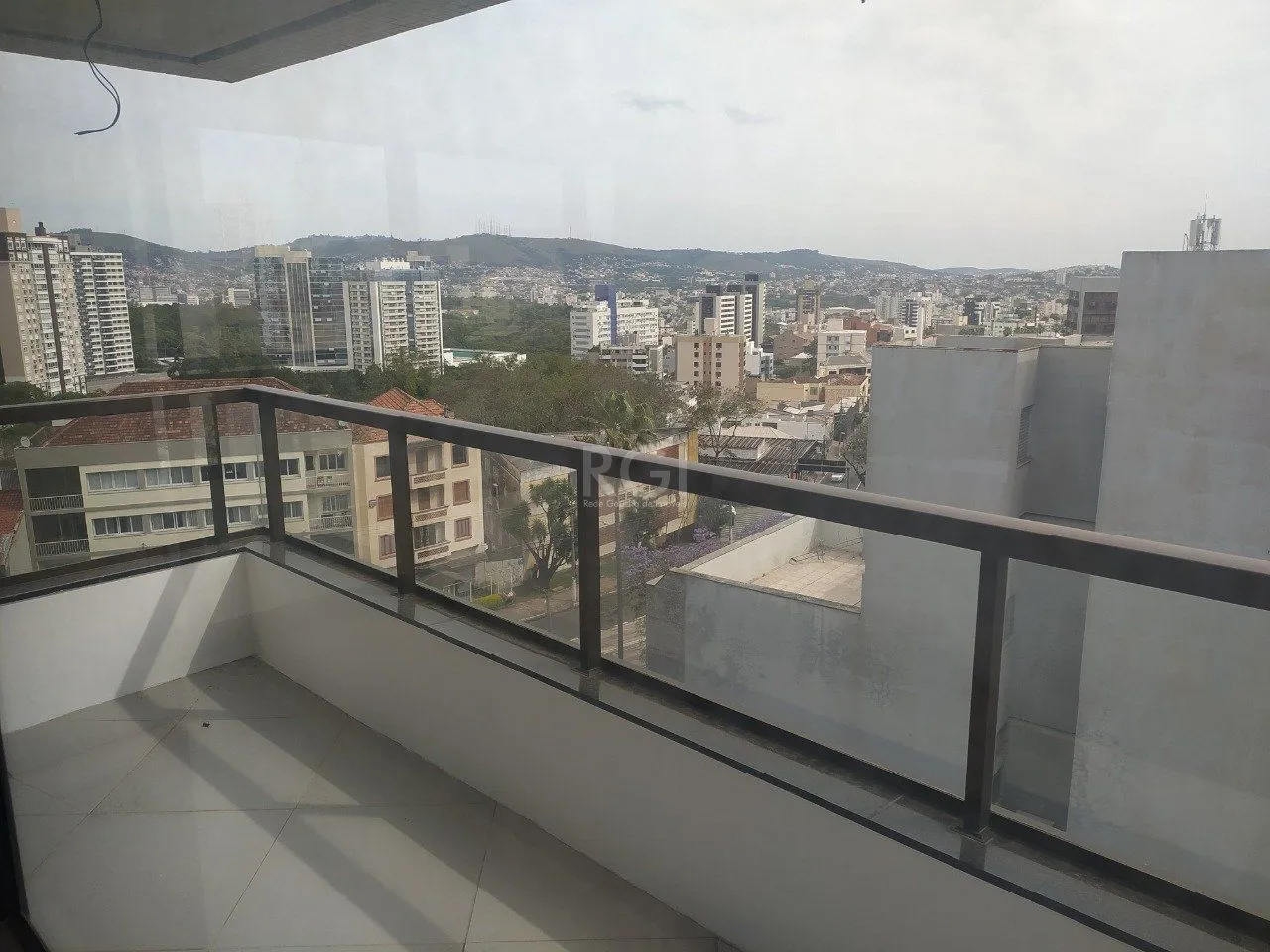 Imagem Apartamento para Venda - 119.65m², 3 dormitórios, sendo 1 suites, 2 vagas - Petrópolis
