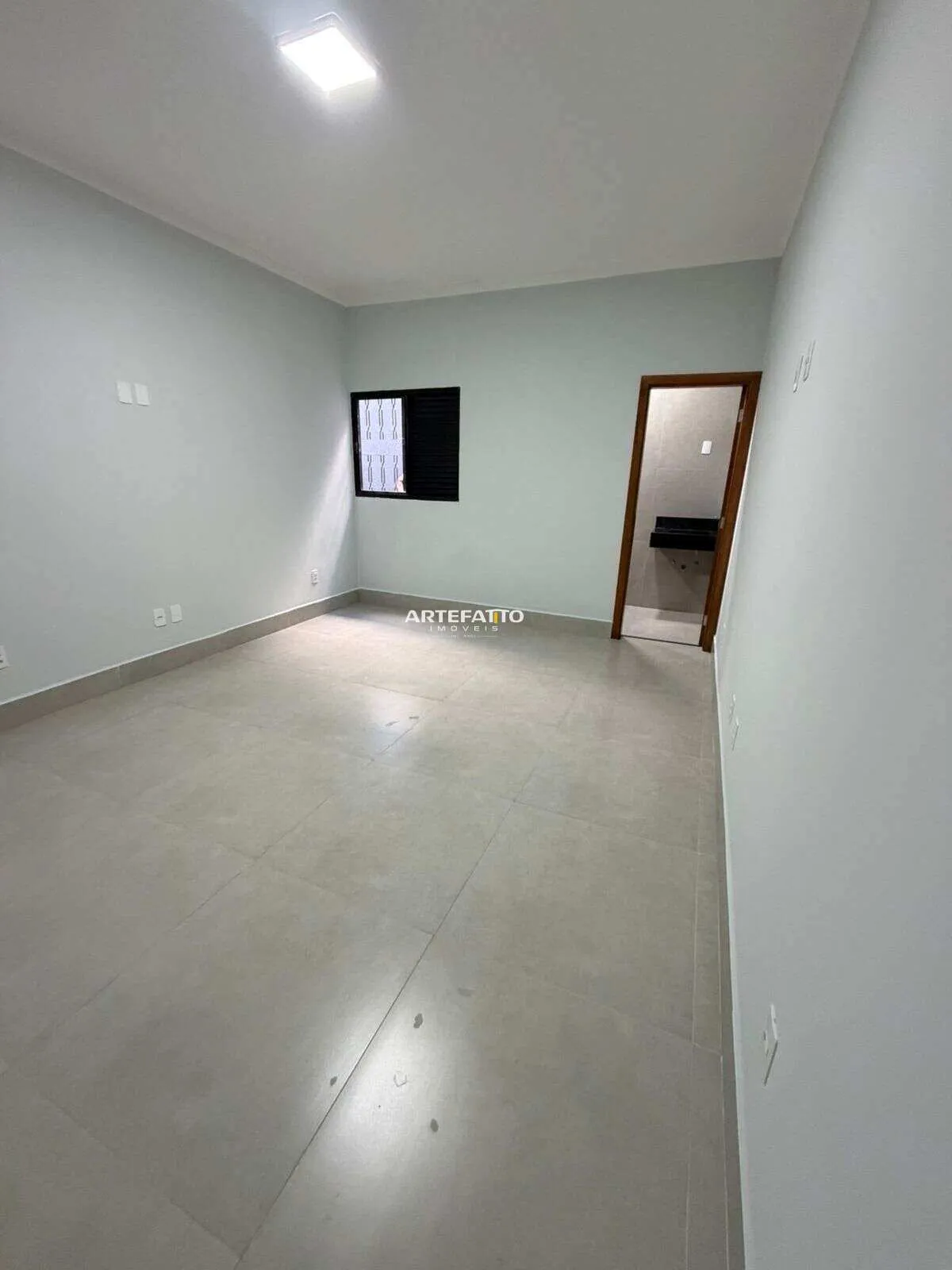 Imagem Casa à venda em Franca, Jardim Adelinha, com 2 quartos, 80m2